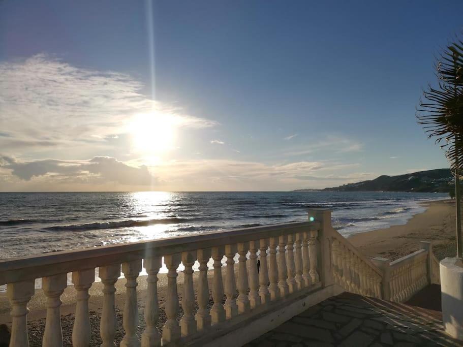 Apartamento Atico Fresco Y Luminoso Con Aparcamiento Privado Nerja Exterior foto