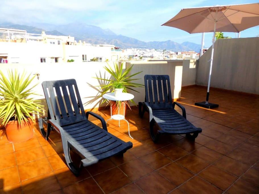 Apartamento Atico Fresco Y Luminoso Con Aparcamiento Privado Nerja Exterior foto